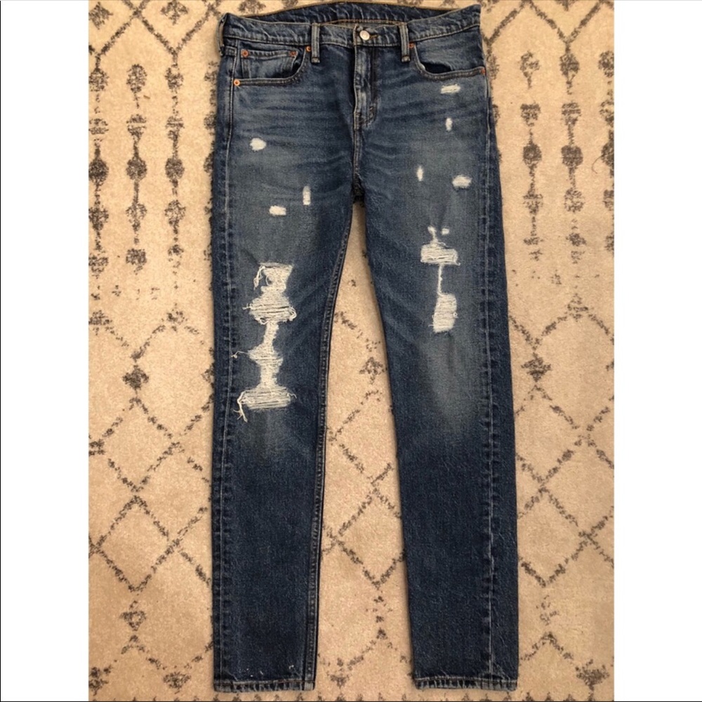 High rise Levi jeans